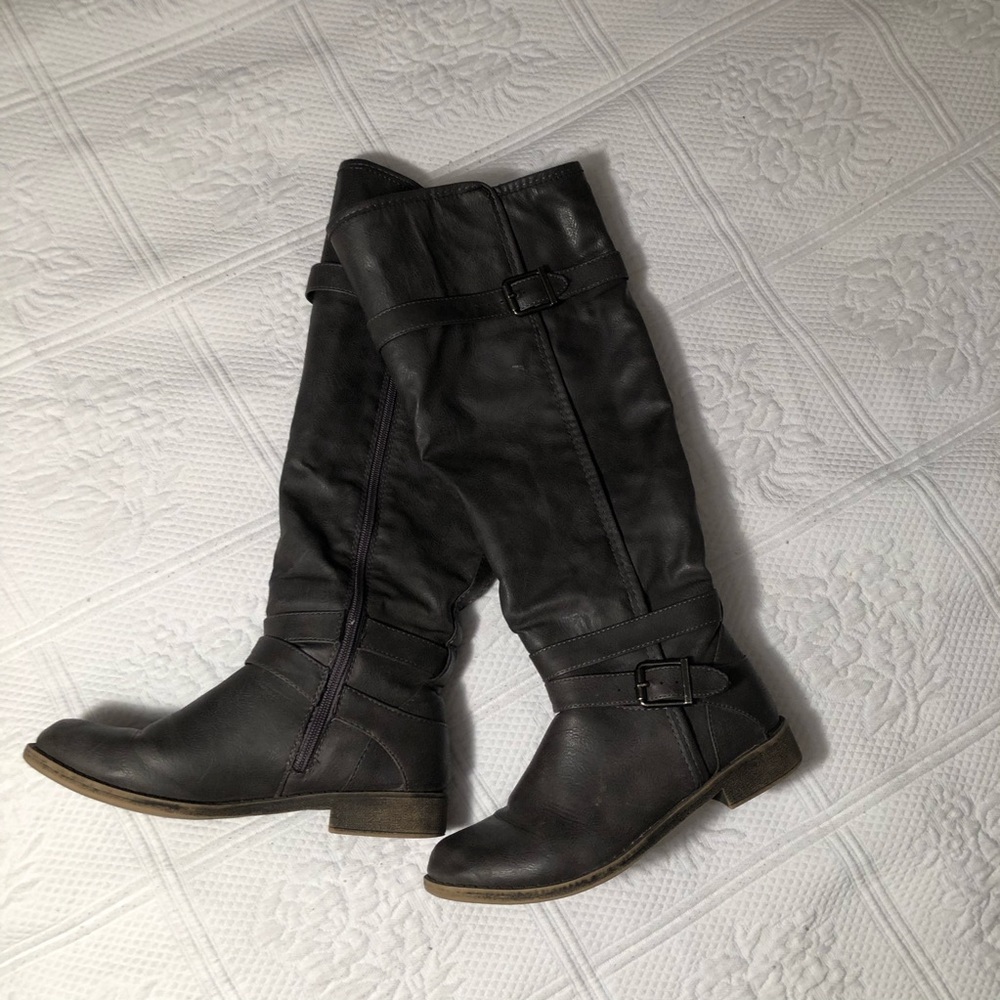 Calf boots